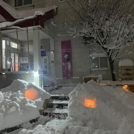 Guest House Chara Хиросаки Экстерьер фото